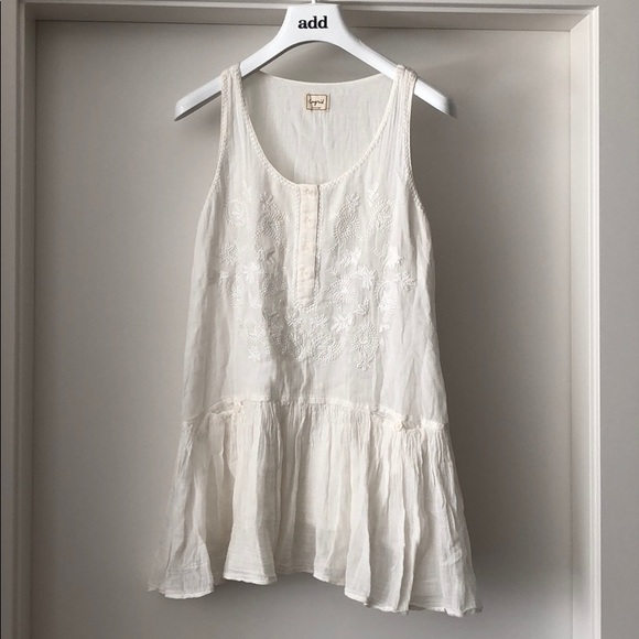 White top - Picture 5 of 6